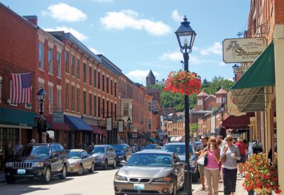 Galena’s historic Main Street curves past more than 100 shops, restaurants and attractions. Photo courtesy of the Galena/Jo Daviess County Convention & Visitors Bureau.